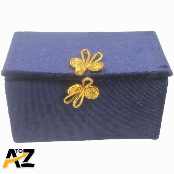 Pier 1 Li Bien Christmas Ornament 2000 Children of the World in Blue Velvet Box - Picture 9 of 10